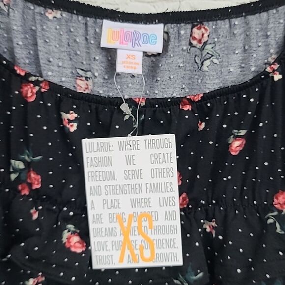 LuLaRoe Stasha Ruffle Top XS 0/2 Black Rose Floral Polka Dot Printed Knit Tee - Picture 7 of 11